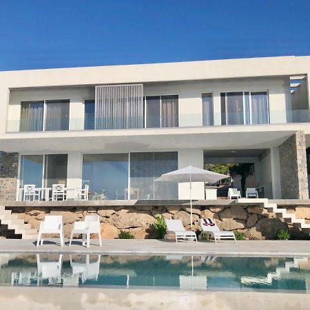 Kuro Beach House - Oceanfront Luxury & 25M Pool Achlia Exterior foto